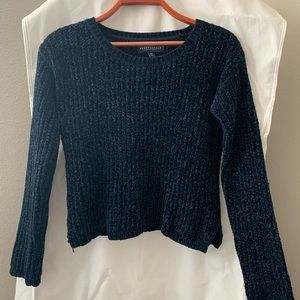 Navy crop top sweater
